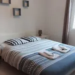 **** Sea 1 A 8 Personnes 80m2 A 120m De La **** Αζάτσιο