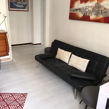 Apartment **** Sea 1 A 8 Personnes 80m2 A 120m De La **** *