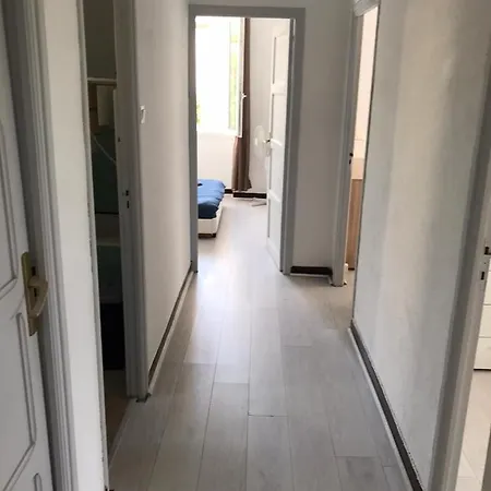 Apartment **** Sea 1 A 8 Personnes 80m2 A 120m De La **** *