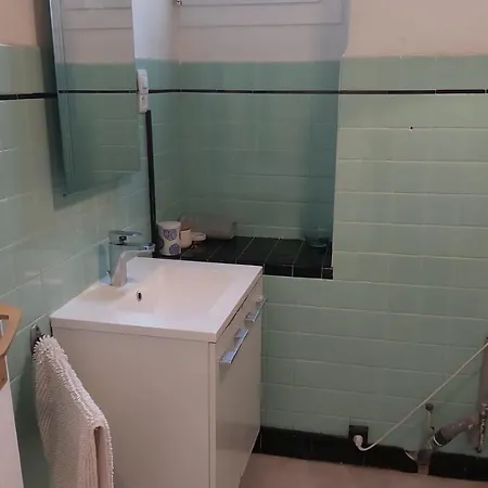 **** Sea 1 A 8 Personnes 80m2 A 120m De La **** Appartement *