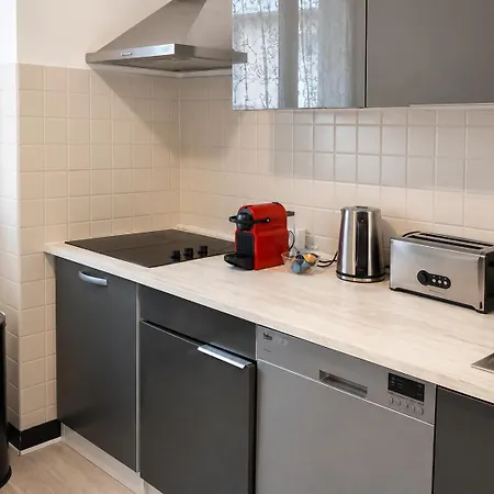 **** Sea 1 A 8 Personnes 80m2 A 120m De La **** Appartement Ajaccio (Corsica)