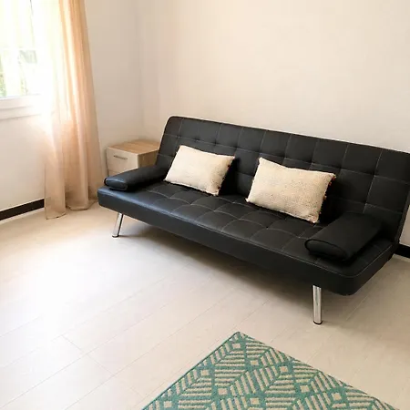 Appartement **** Sea 1 A 8 Personnes 80m2 A 120m De La **** Ajaccio (Corsica)