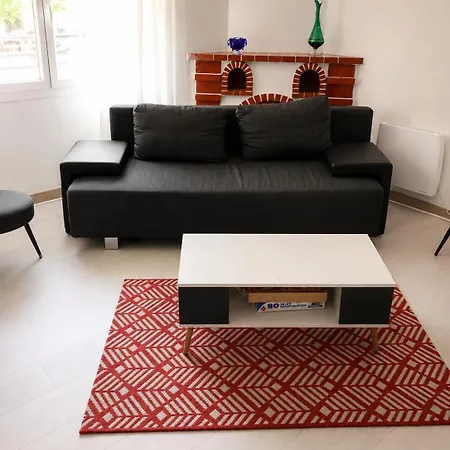**** Sea 1 A 8 Personnes 80m2 A 120m De La **** Appartement *