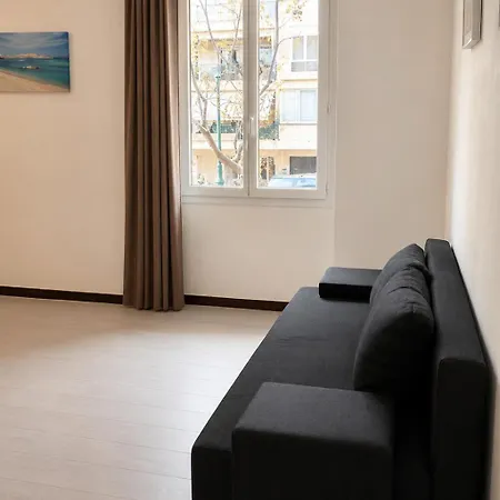 **** Sea 1 A 8 Personnes 80m2 A 120m De La **** Appartement *