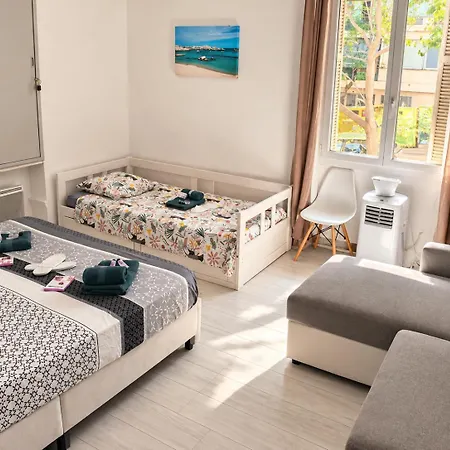 Appartement **** Sea 1 A 8 Personnes 80m2 A 120m De La **** *