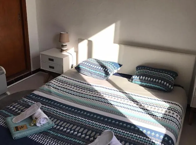 **** Sea 1 A 8 Personnes 80m2 A 120m De La **** *