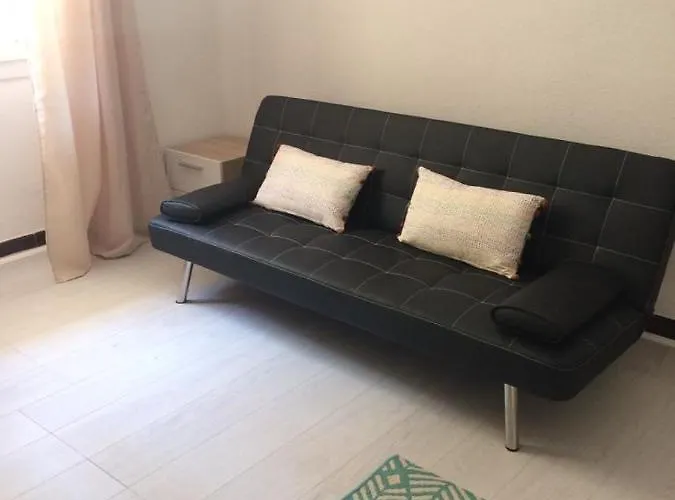 Apartment **** Sea 1 A 8 Personnes 80m2 A 120m De La **** *