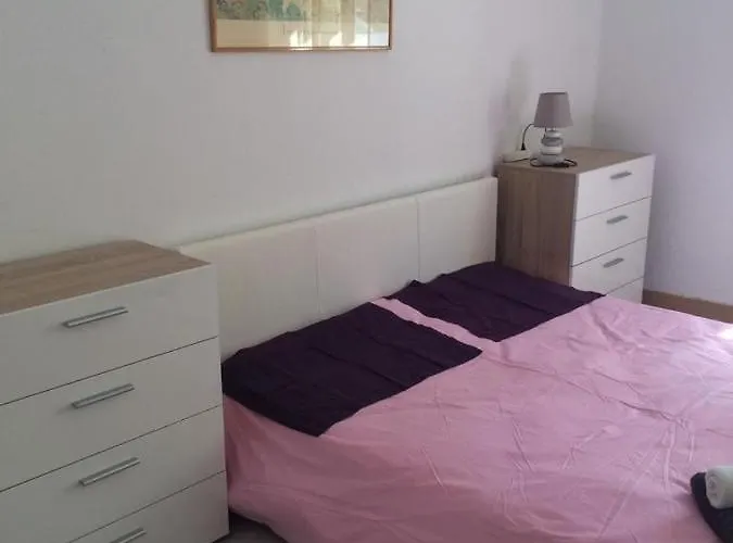 Apartment **** Sea 1 A 8 Personnes 80m2 A 120m De La ****