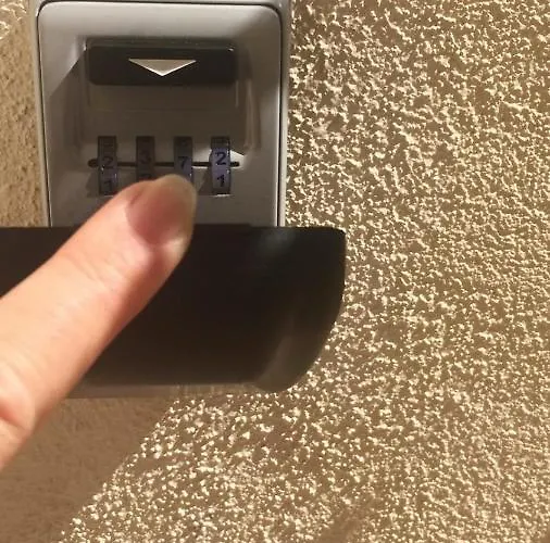 Appartamento **** Sea 1 A 8 Personnes 80m2 A 120m De La **** Ajaccio (Corsica)